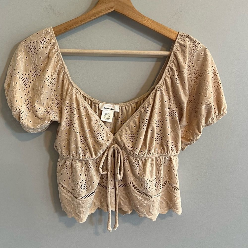 Urban Romantics Womens Eyelet Milkmaid Top Size M Cropped Puffed Sleeve Cottage